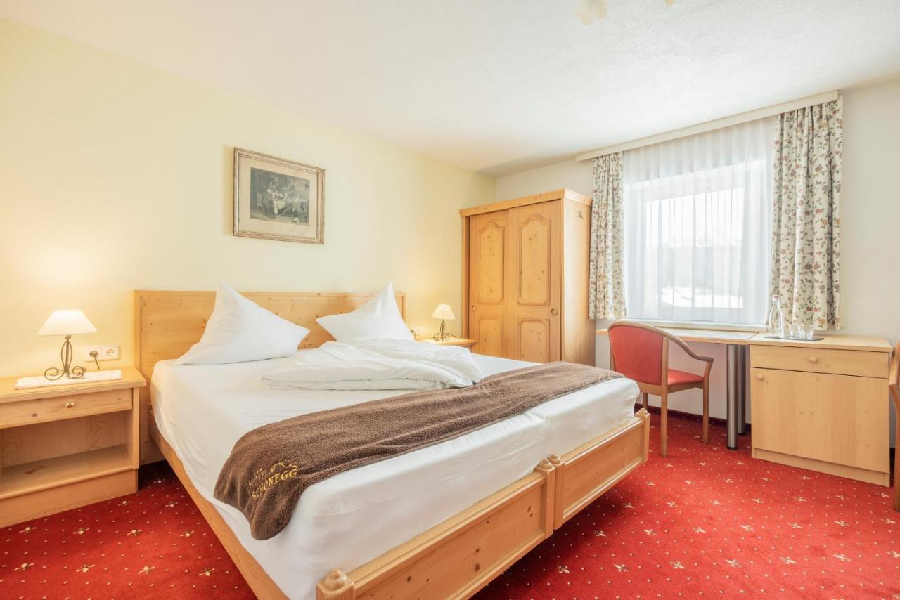 Hotel Schoenegg Seefeld in Tirol Exteriör bild