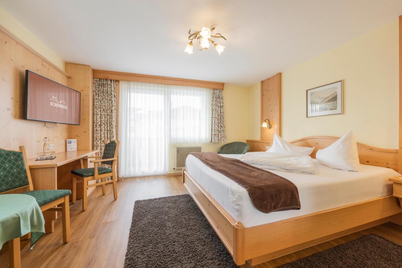 Hotel Schoenegg Seefeld in Tirol Exteriör bild