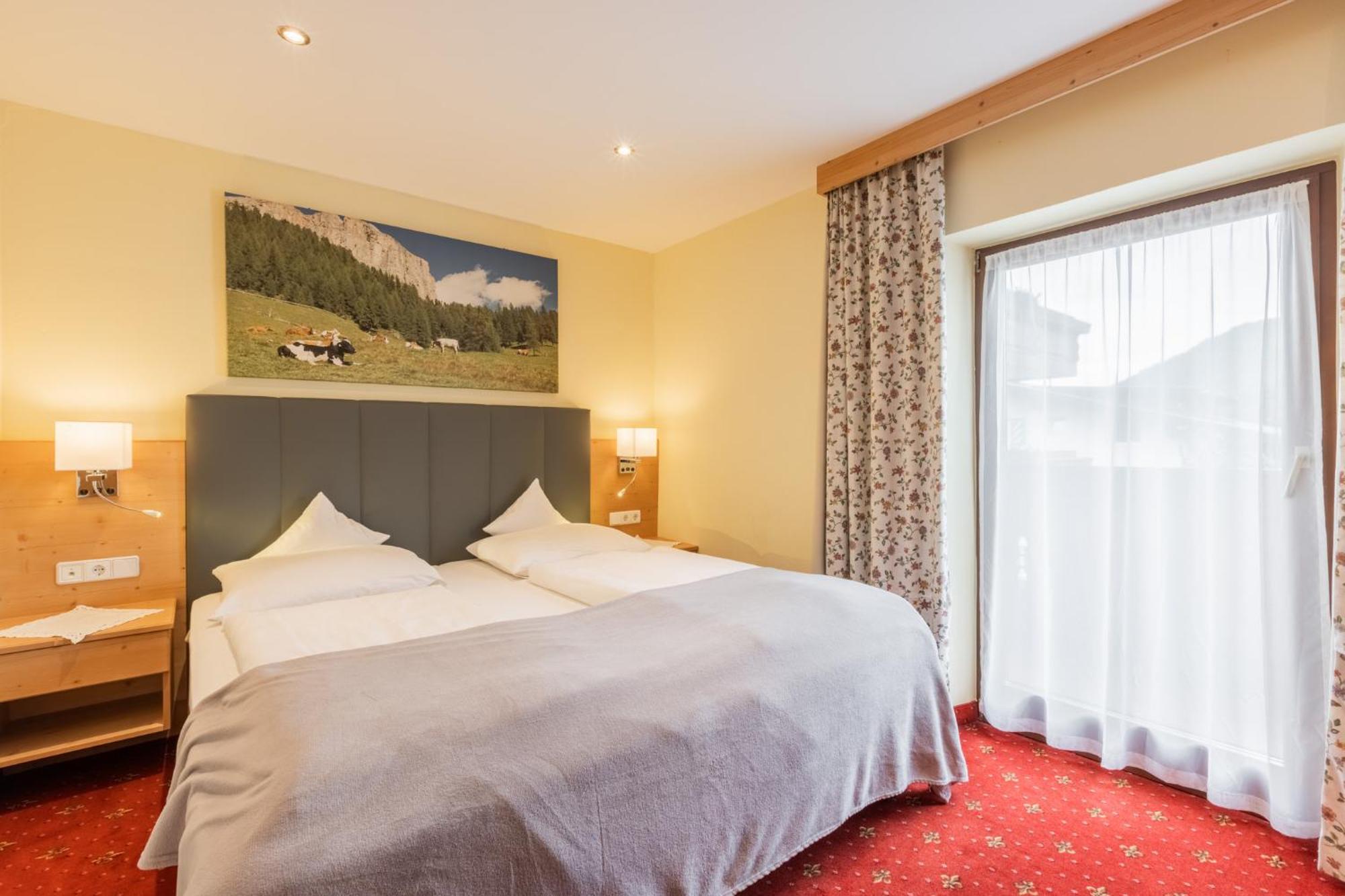 Hotel Schoenegg Seefeld in Tirol Rum bild