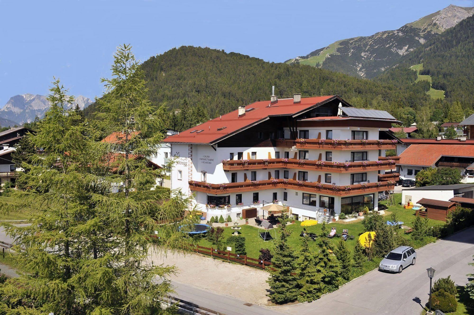 Hotel Schoenegg Seefeld in Tirol Exteriör bild
