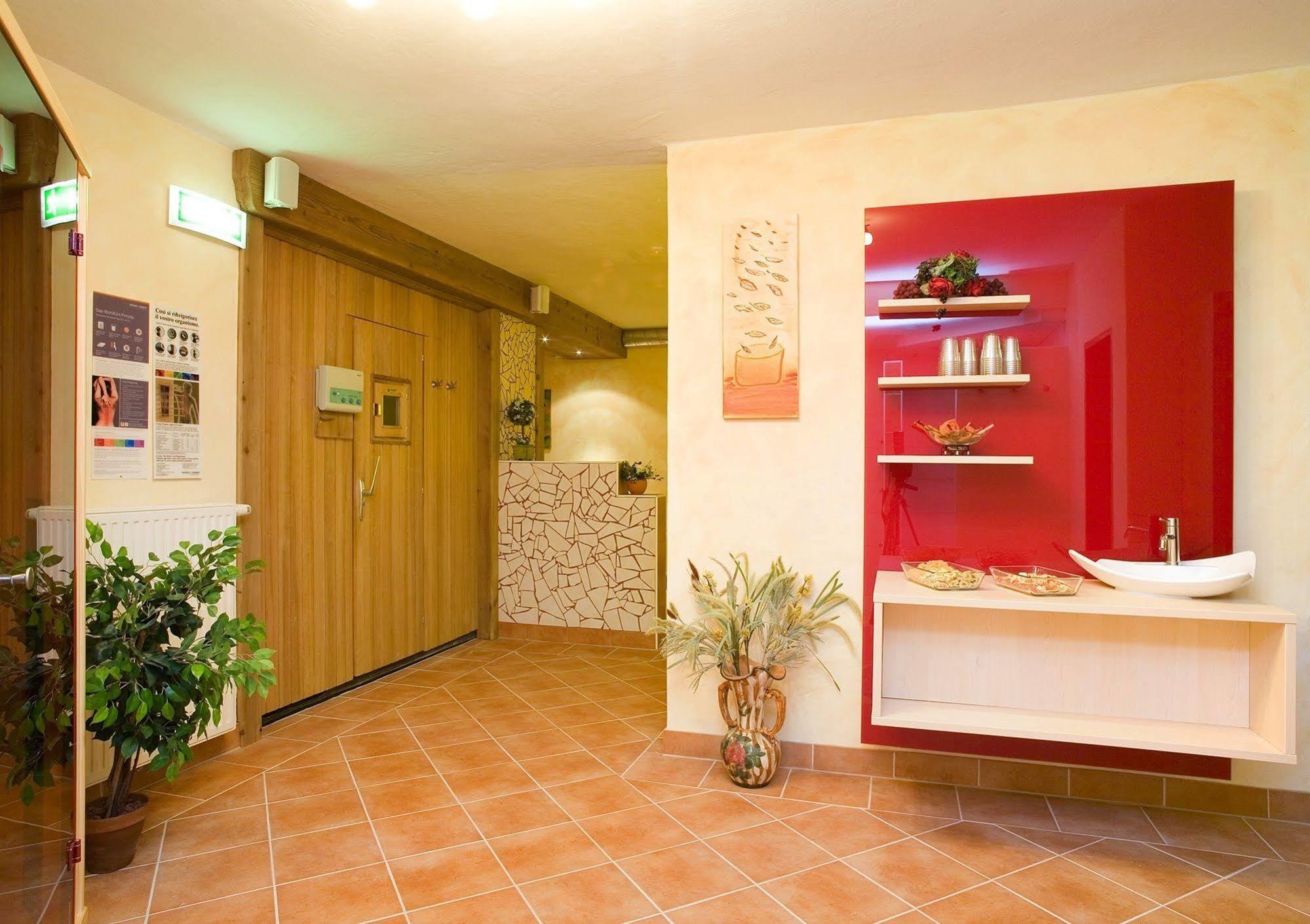 Hotel Schoenegg Seefeld in Tirol Exteriör bild